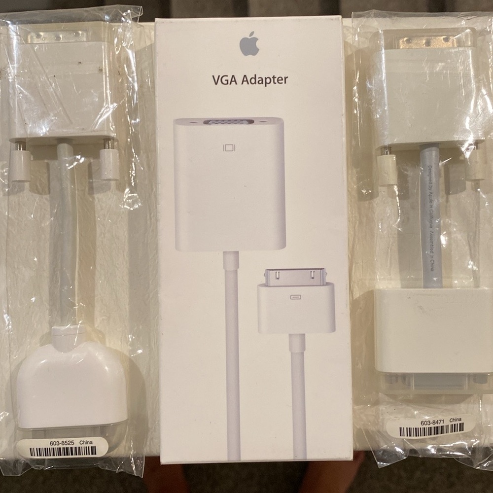 NEW 3x Apple/Mac Products: MC552ZM/B Apple 30-pin, 603-8525 & 603-8471 Adapters - Picture 2 of 13